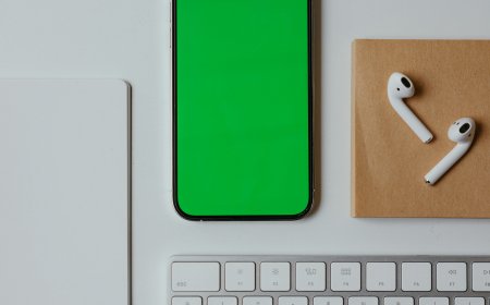 Top 5 AI Tools Every Entrepreneur Should Use in 2025