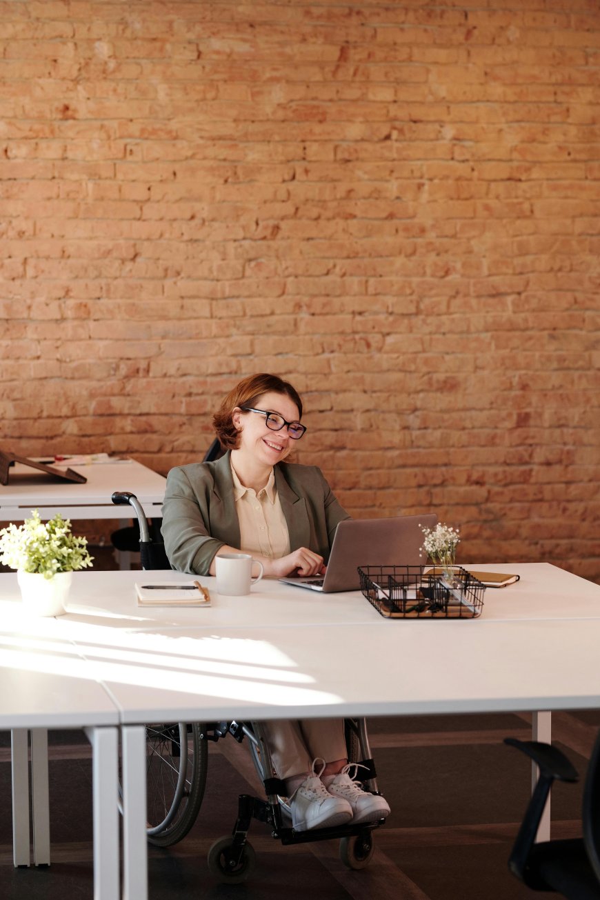 Top Remote Jobs You Can Start Without Experience in 2025